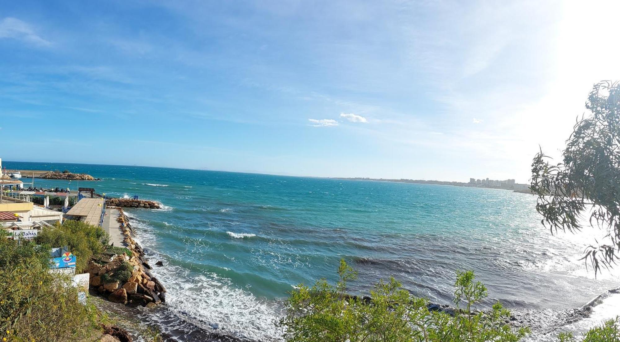 Sol, Mar Y Arena